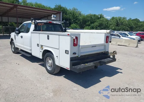 2019 Ford F-250 Xl z USA, uszkodzony, nr VIN 1FD7X2A68KEE68410